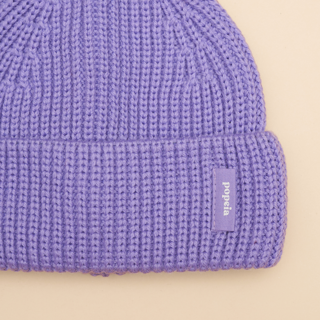 Baby Beanie aus Merinowolle in Lila