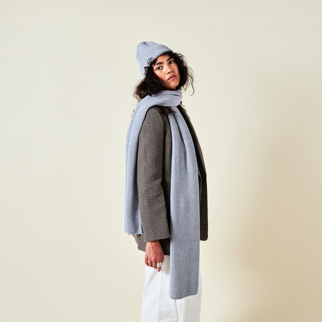 Beanie & Schal im Set - Grau