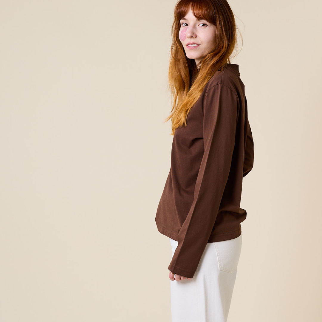 Langarmshirt aus Bio-Baumwolle in Dunkelbraun