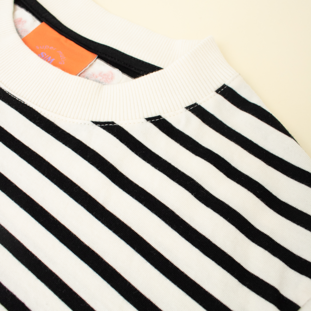 T-Shirt Gestreift aus Bio-Baumwolle in Schwarz/Off-White