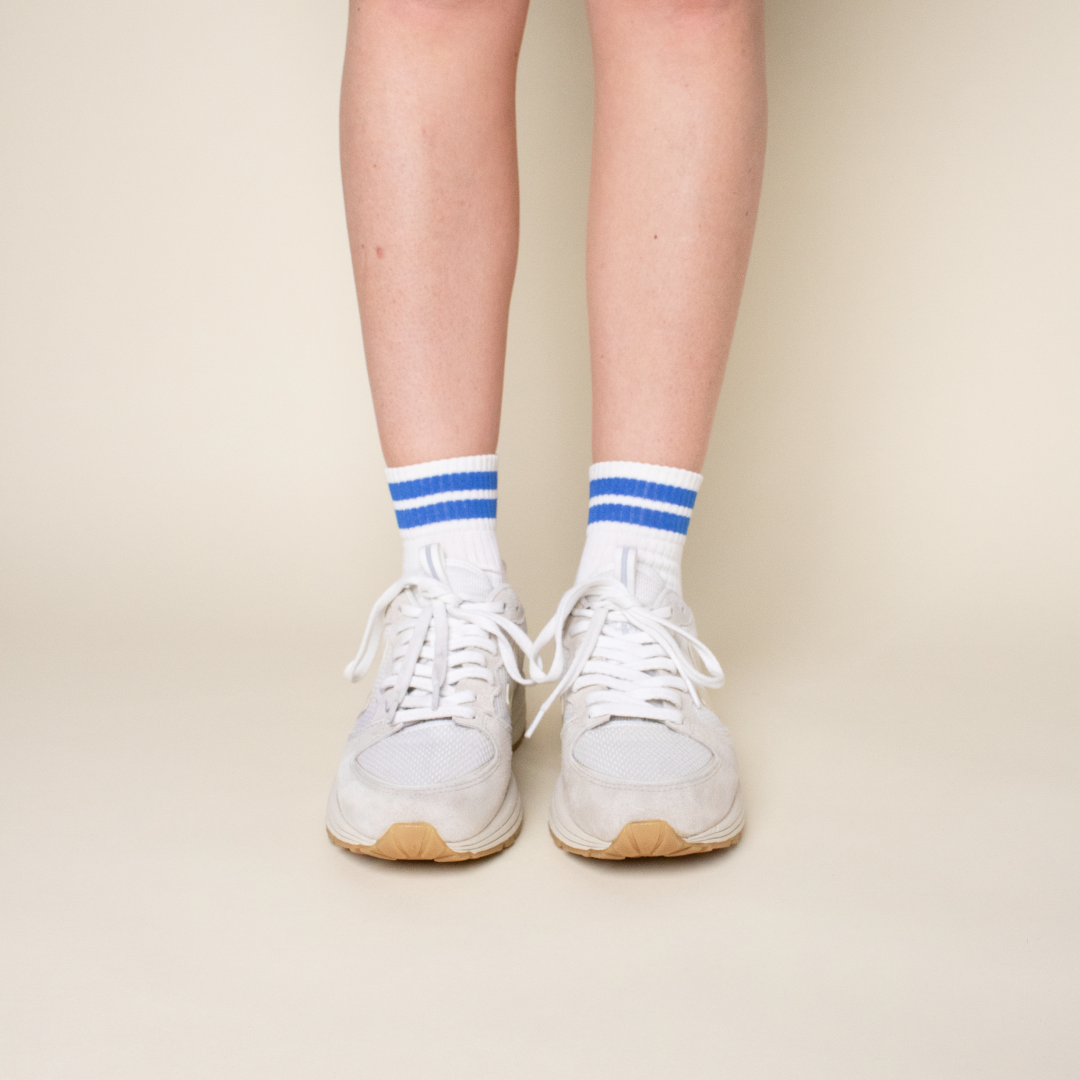 The Tennis - Ankle Socken aus Bio-Baumwolle mit Blauen Streifen