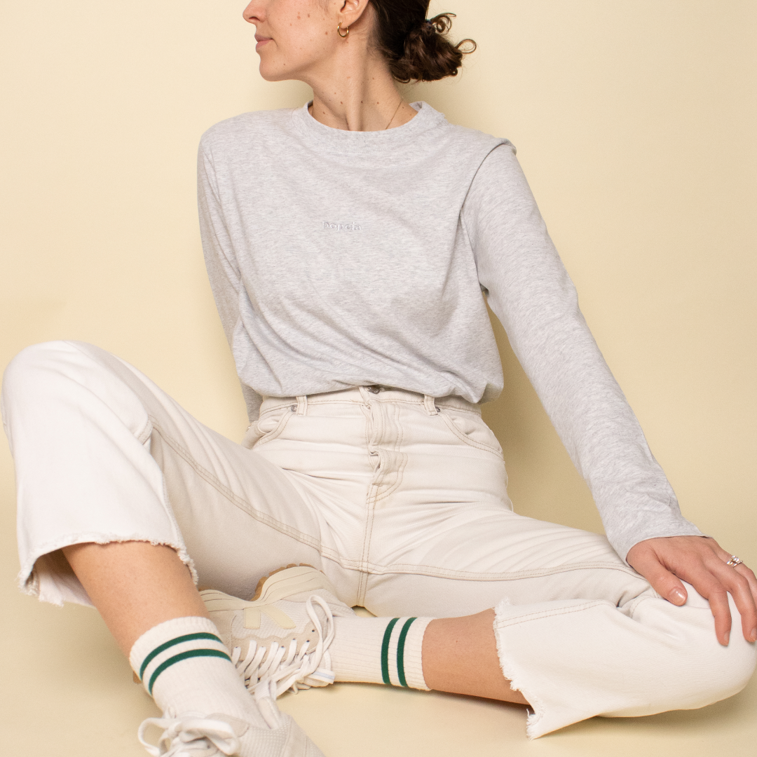Langarmshirt aus Bio-Baumwolle in Grau