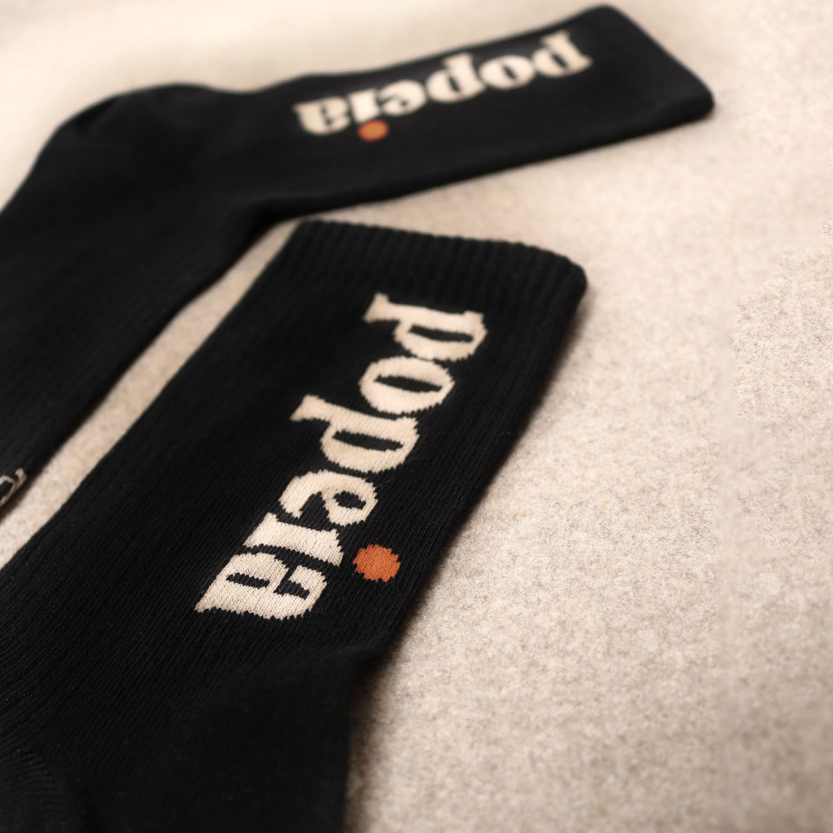The Bold - Socken aus Bio-Baumwolle in Schwarz