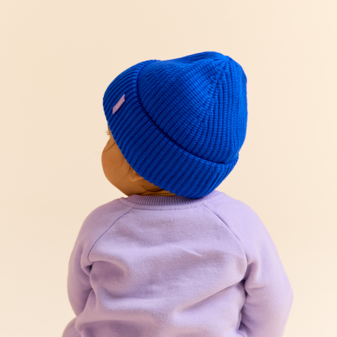Baby Beanie aus Merinowolle in Königsblau