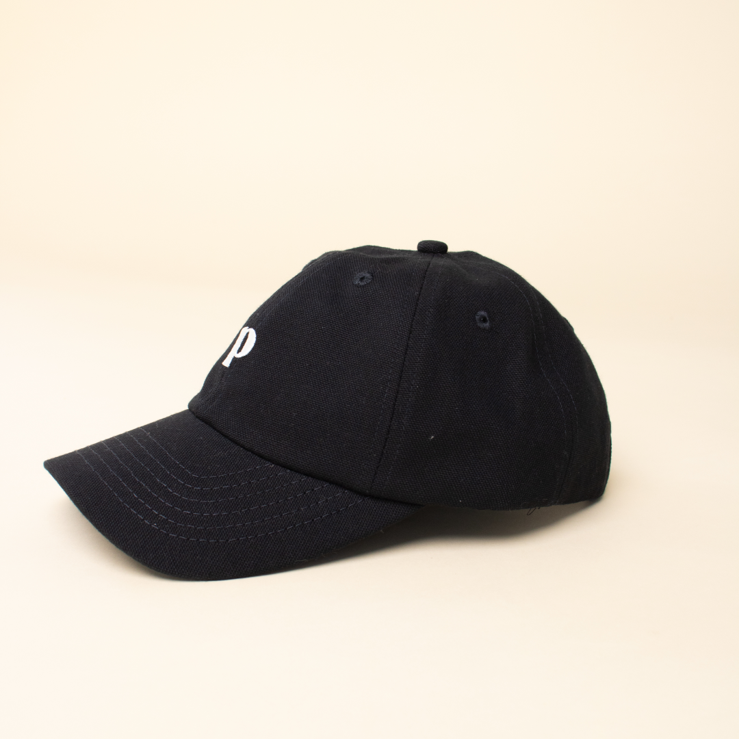 Family & Friends Cap in Schwarz