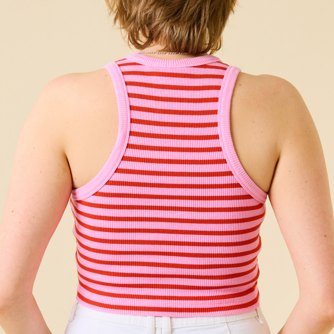 The 24/7 Crop Top aus Bio-Baumwolle Gestreift in Pink/Rot