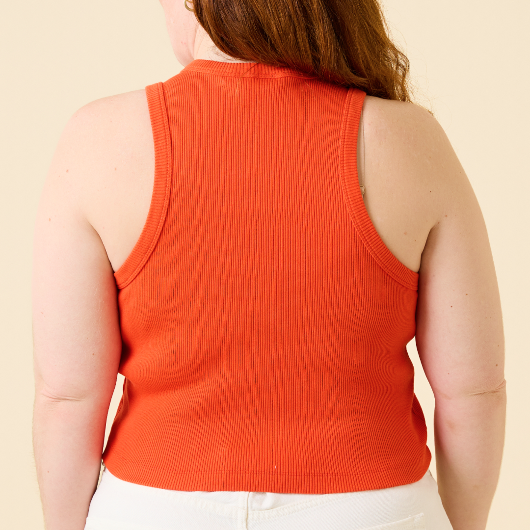 The 24/7 Crop Top aus Bio-Baumwolle in popeia Rot