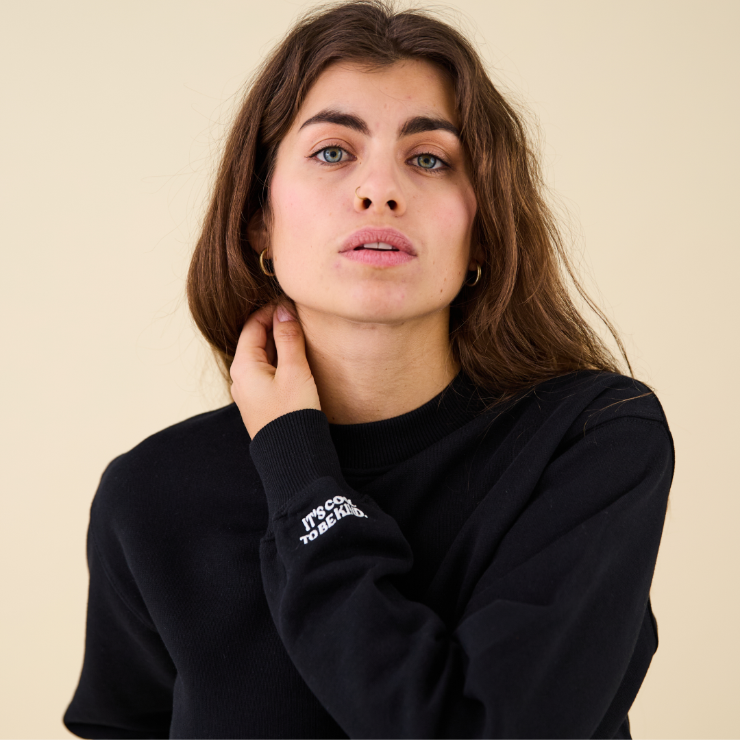 Kindness Sweater aus Bio-Baumwolle in Schwarz