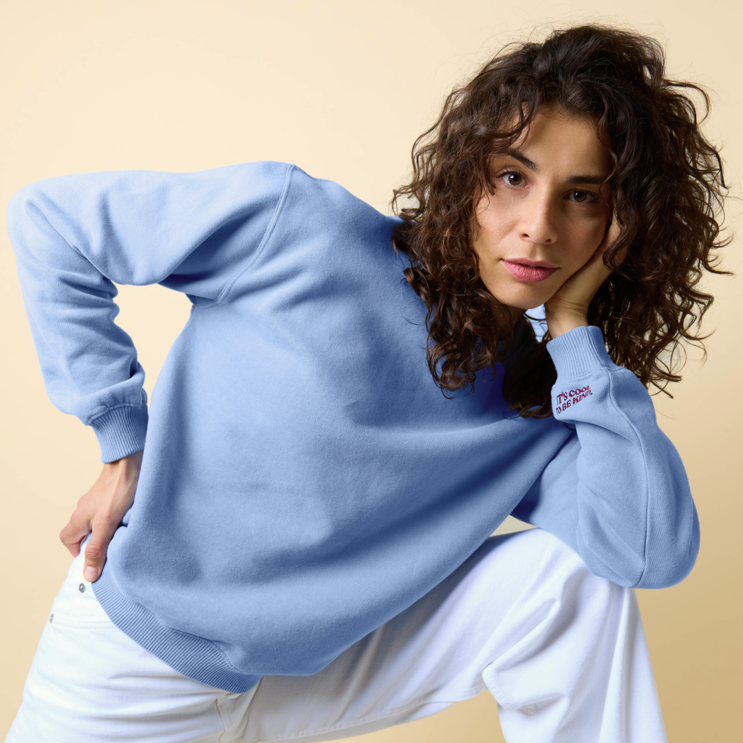 Kindness Sweater aus Bio-Baumwolle in Eisblau