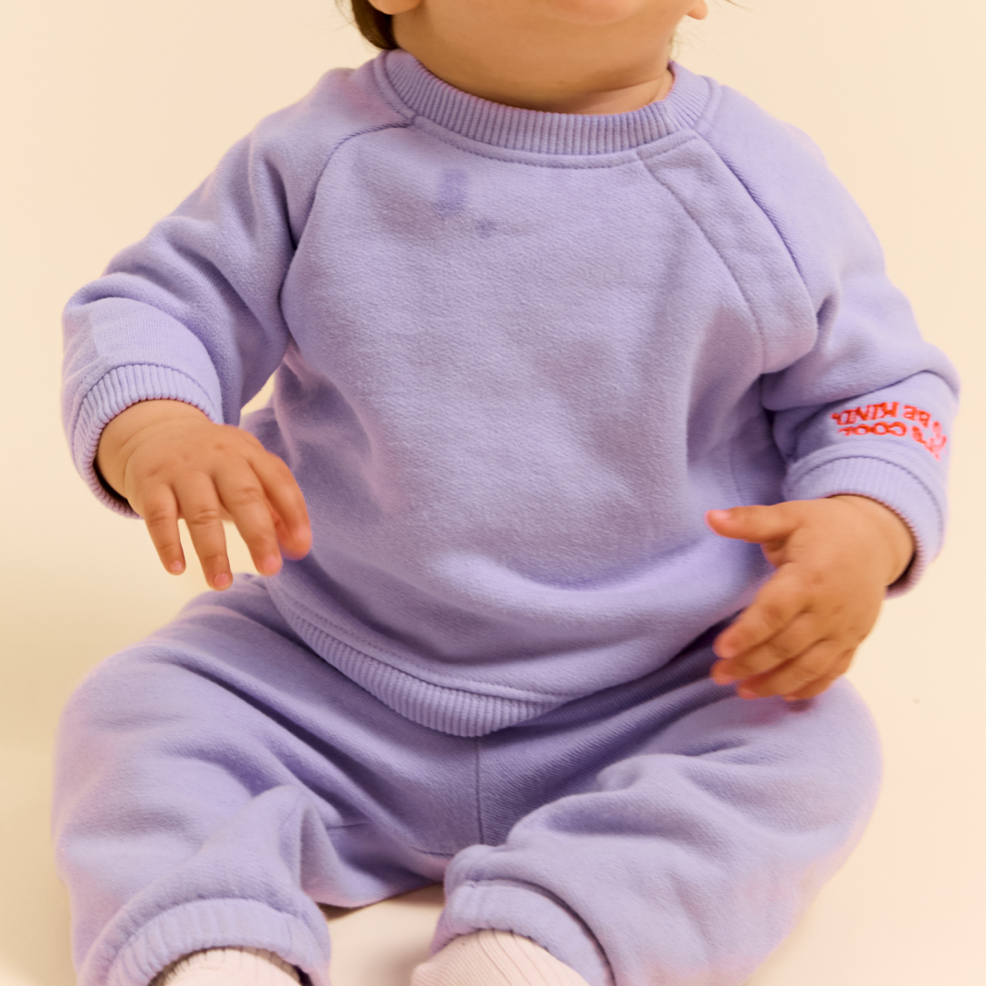 Baby Kindness Sweater aus Bio-Baumwolle in Lila