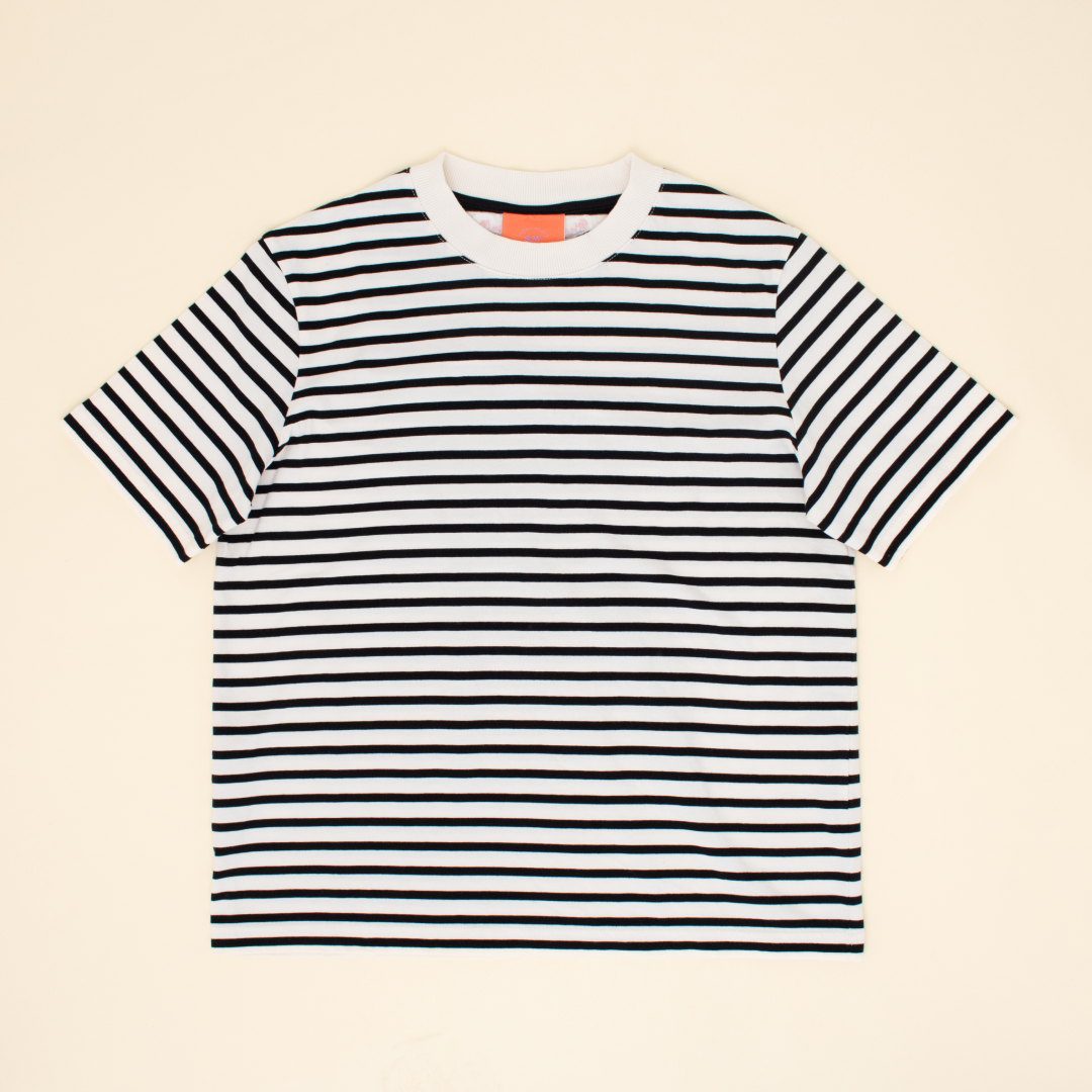 T-Shirt Gestreift aus Bio-Baumwolle in Schwarz/Off-White