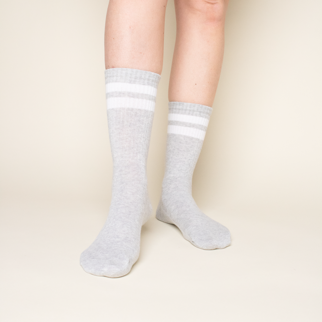 The Tennis - Socken aus Bio-Baumwolle in Grau